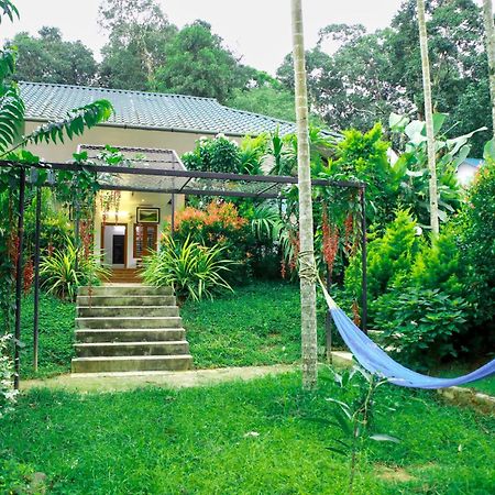Green Aura Private Villas Sultan Bathery Eksteriør billede