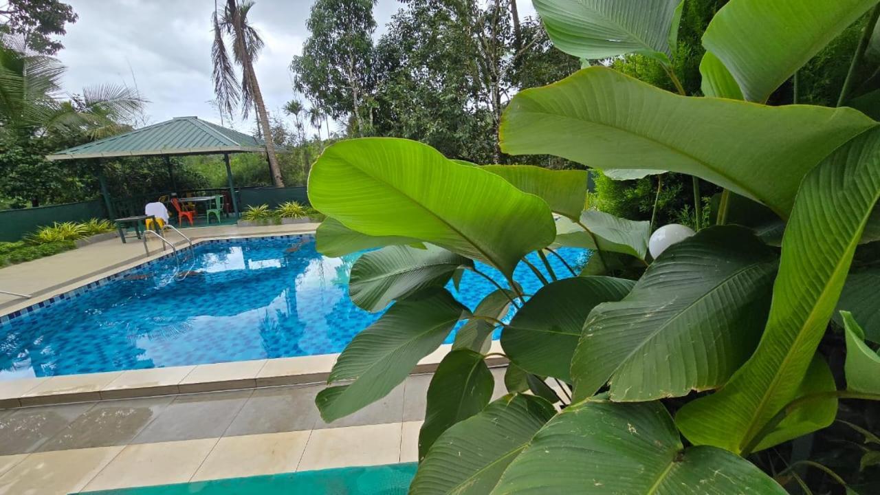 Green Aura Private Villas Sultan Bathery Eksteriør billede