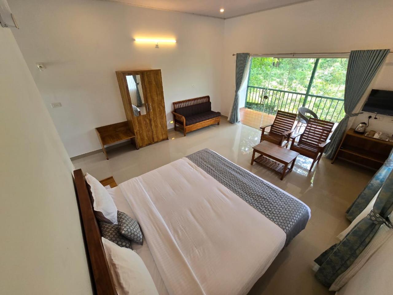 Green Aura Private Villas Sultan Bathery Eksteriør billede