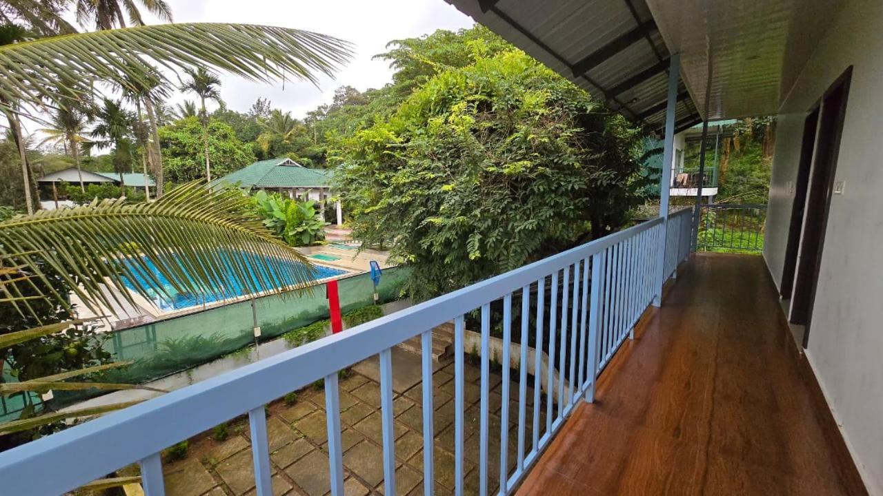 Green Aura Private Villas Sultan Bathery Eksteriør billede